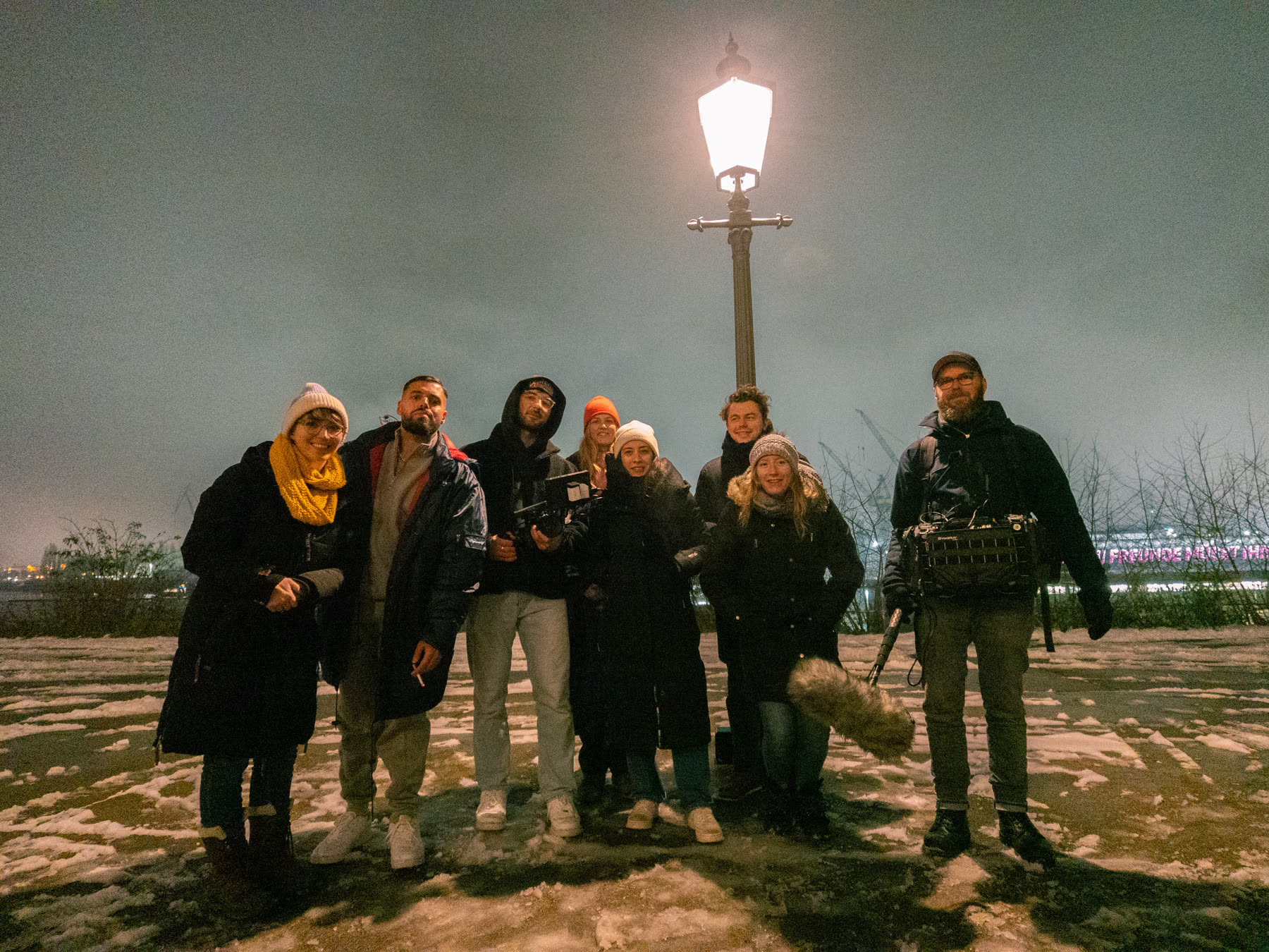 Team bei Nachtdreh