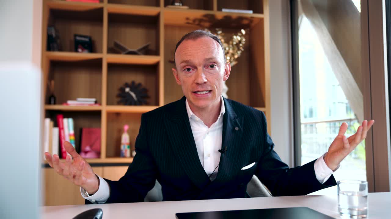 Constantin über die Zusammenarbeit mit NEXRAW